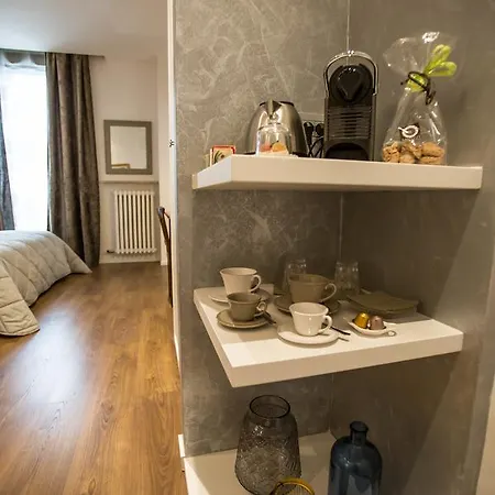 ゲストハウス アレーナ スイート ヴェローナ