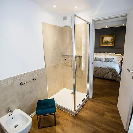 アレーナ スイート 4*