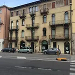 Arena Vendégház 4*